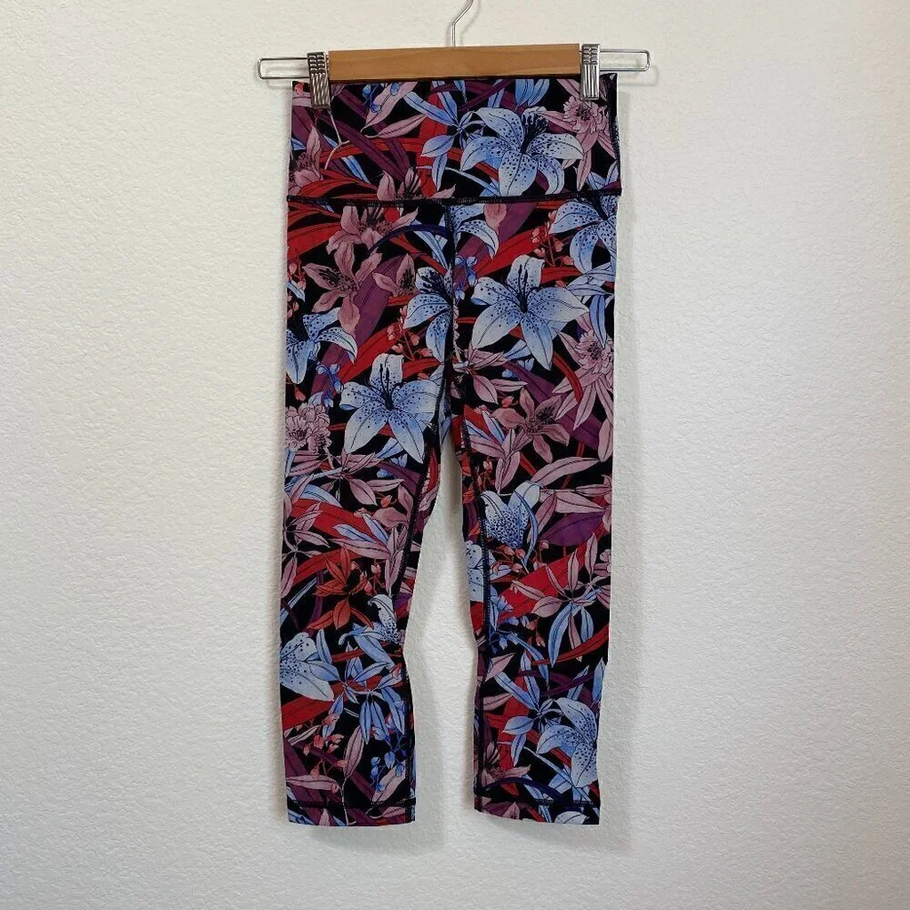 Lululemon Wunder Under Crop (Hi-Rise) *Full-On Luxtreme 21